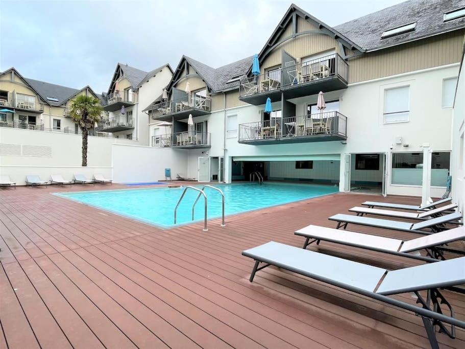 Le Trez, Residence 4 Etoiles เบโนเดต ภายนอก รูปภาพ